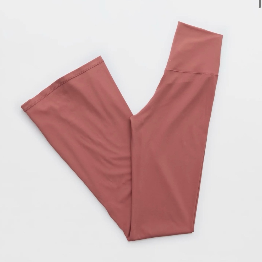OFFLINE By Aerie Real Me High Waisted Crossover Flare Legging XL Tall - Picture 4 of 6